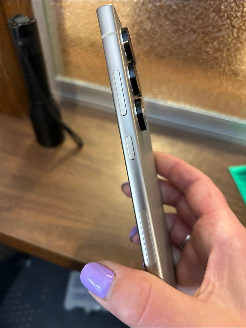 Samsung Galaxy S24 Ultra in Silver Metallic with Silver S Pen